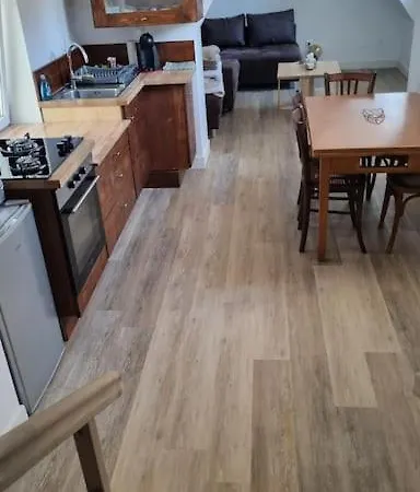 2 Pieces Terrasse * Wasselonne